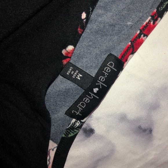 Floral romper - Picture 4 of 4